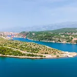 Holiday home Nekic By Interhome Maslenica