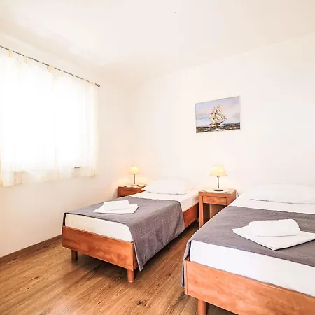 Hébergement de vacances Nekic By Interhome *