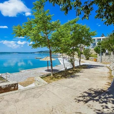 Nekic By Interhome Hébergement de vacances *