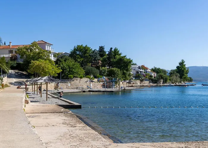 Nekic By Interhome *